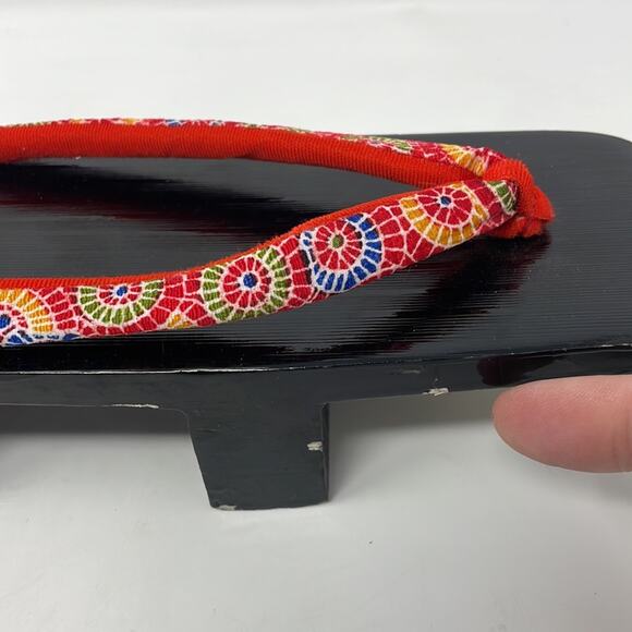 Vintage Japanese yukata/kimono two teeth Geta women’s sandals - Picture 2 of 13